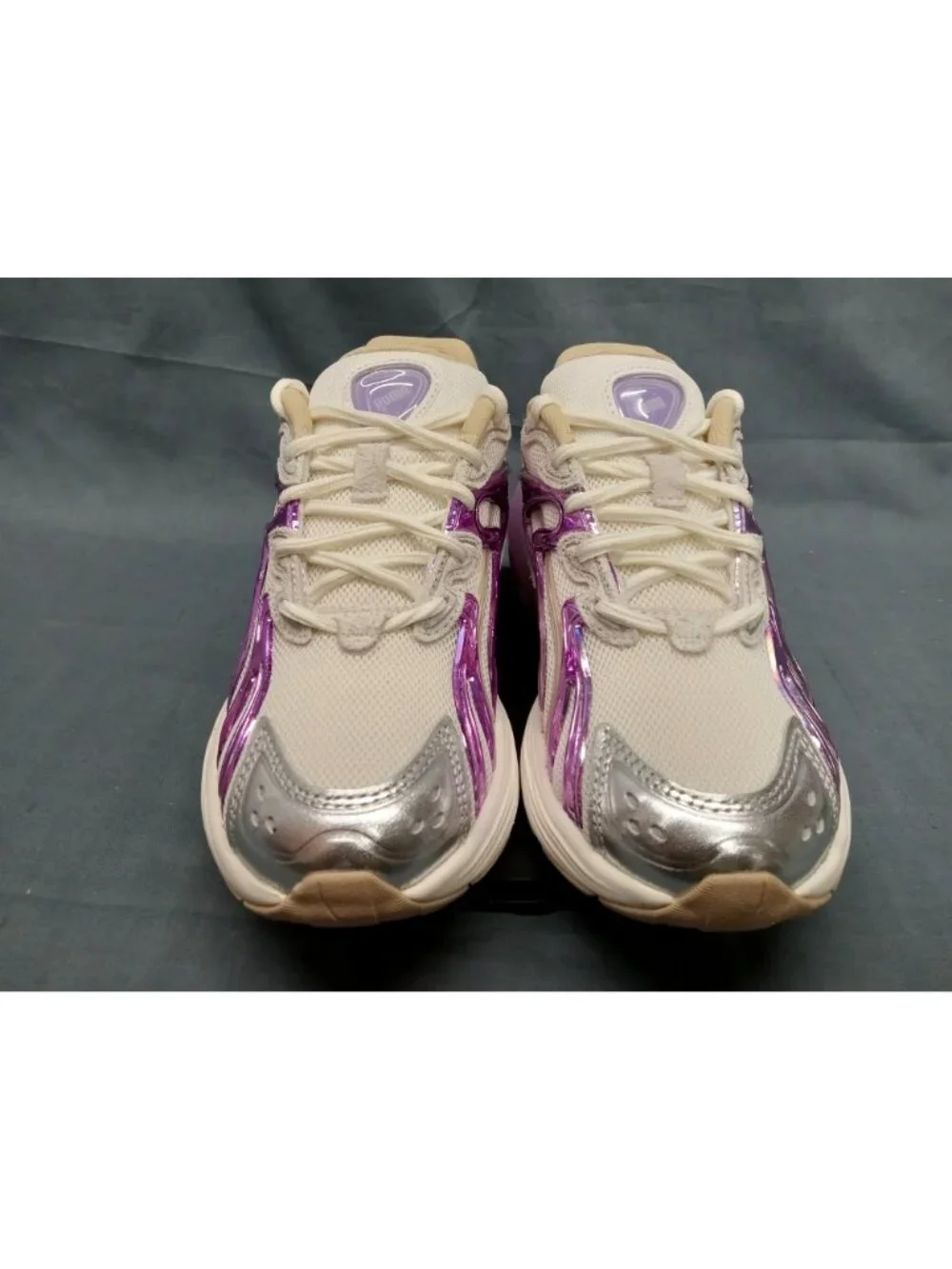 Puma Inverse Shades JR (GS) 406008 01 White Lavender Girls Size 6.5 NEW NO BOX!